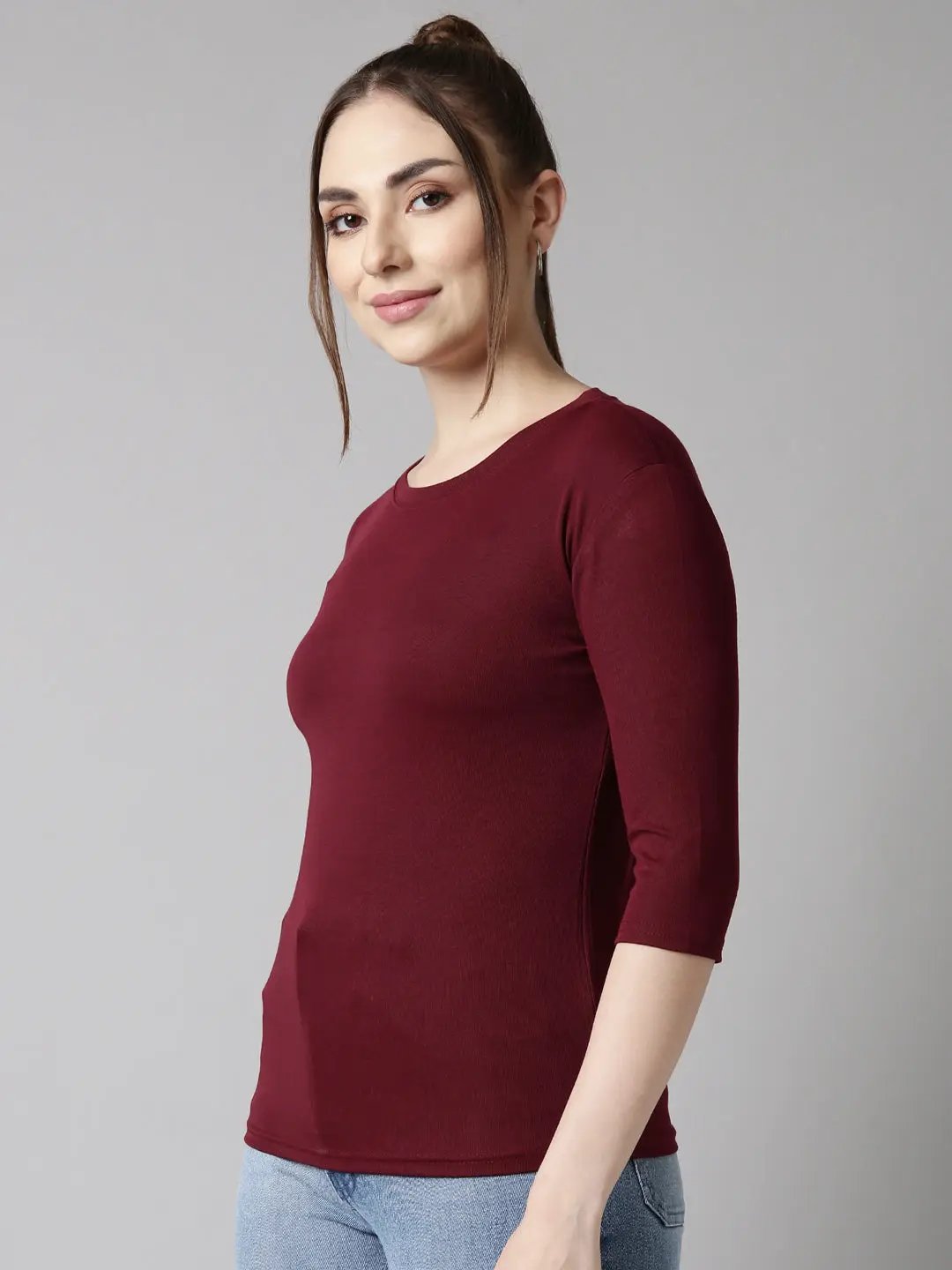 Women's Maroon Solid Fitted Top