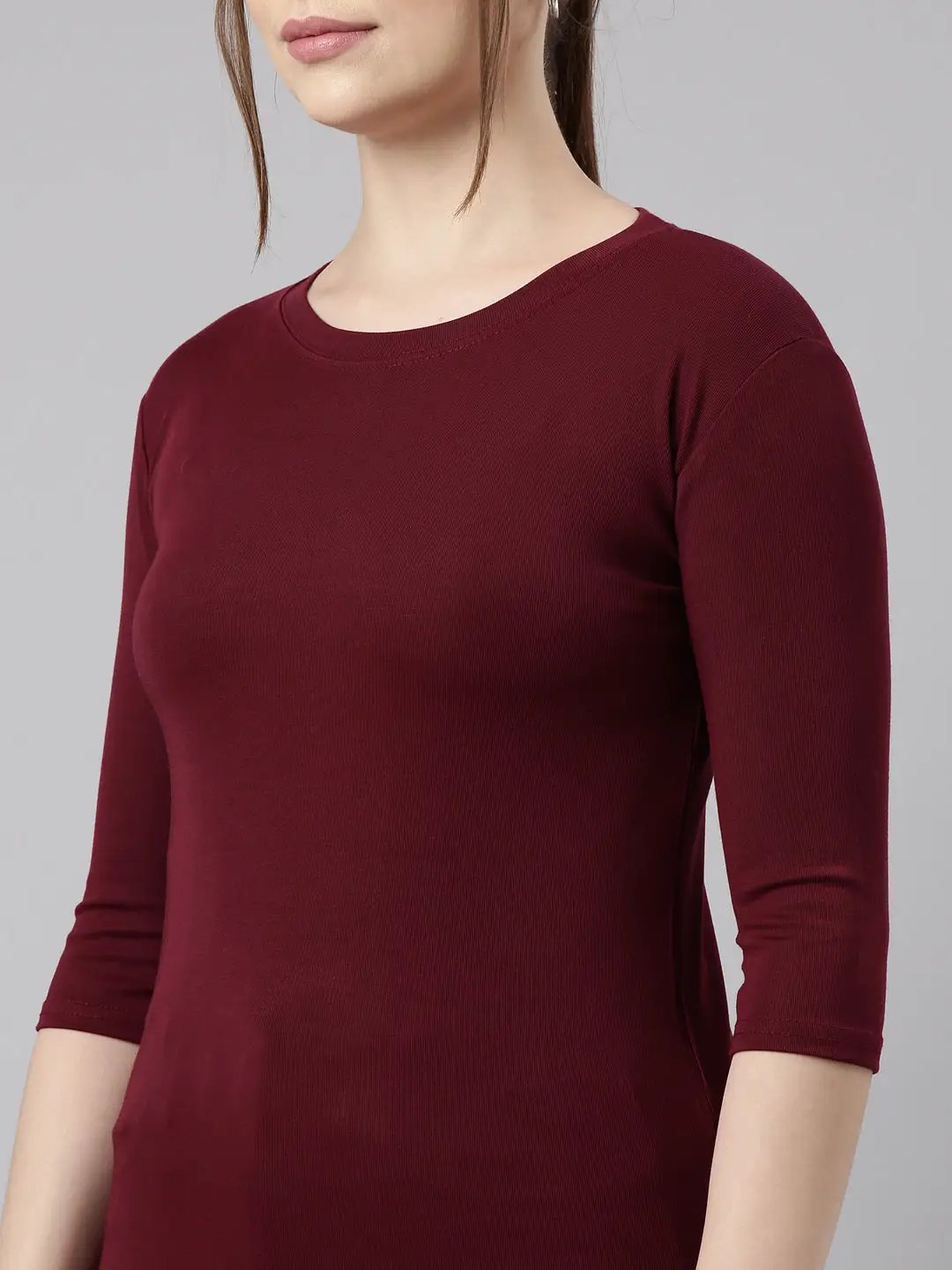 Women's Maroon Solid Fitted Top