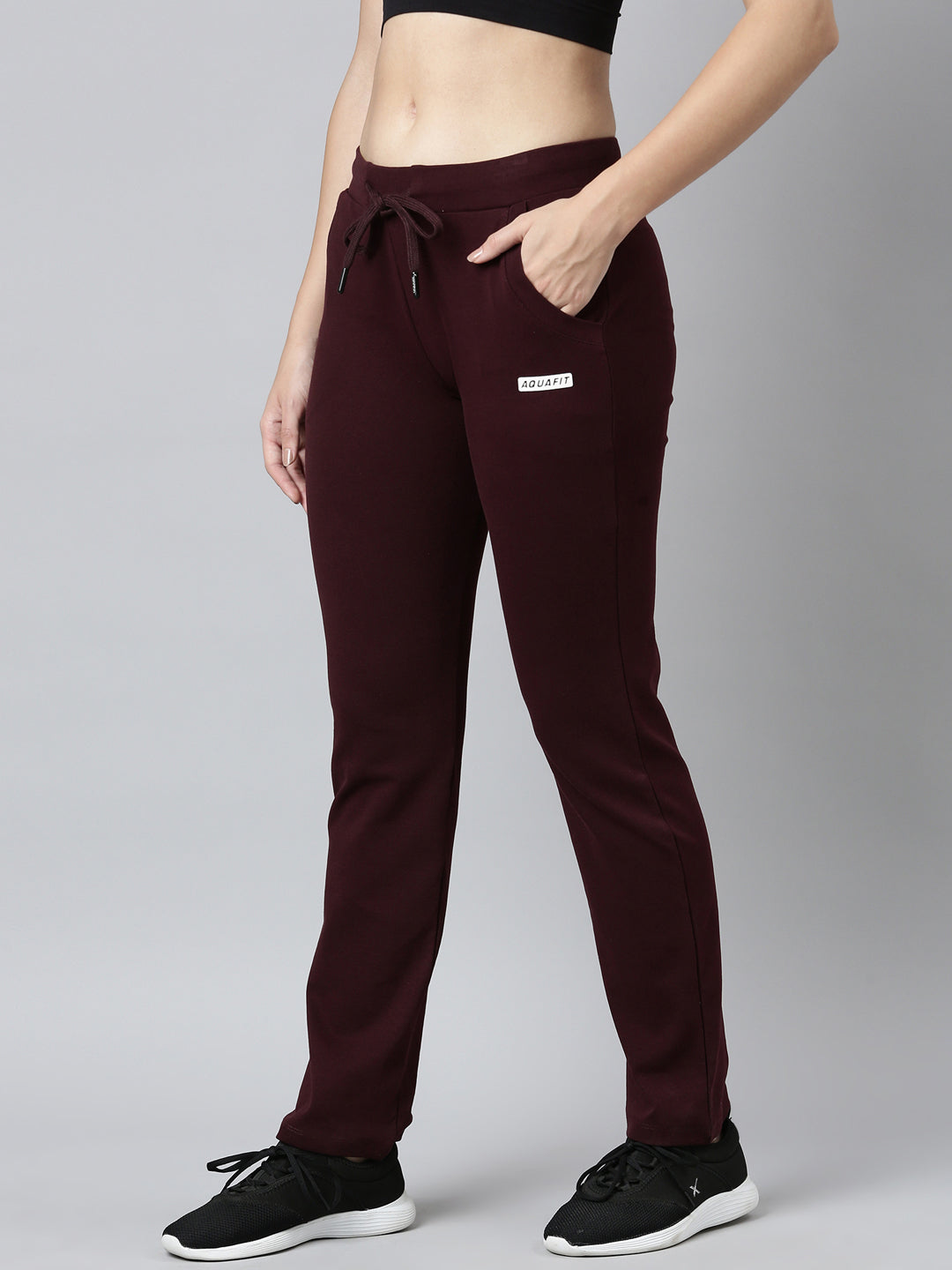 Women Solid Slim Fit Burgundy Track Pant