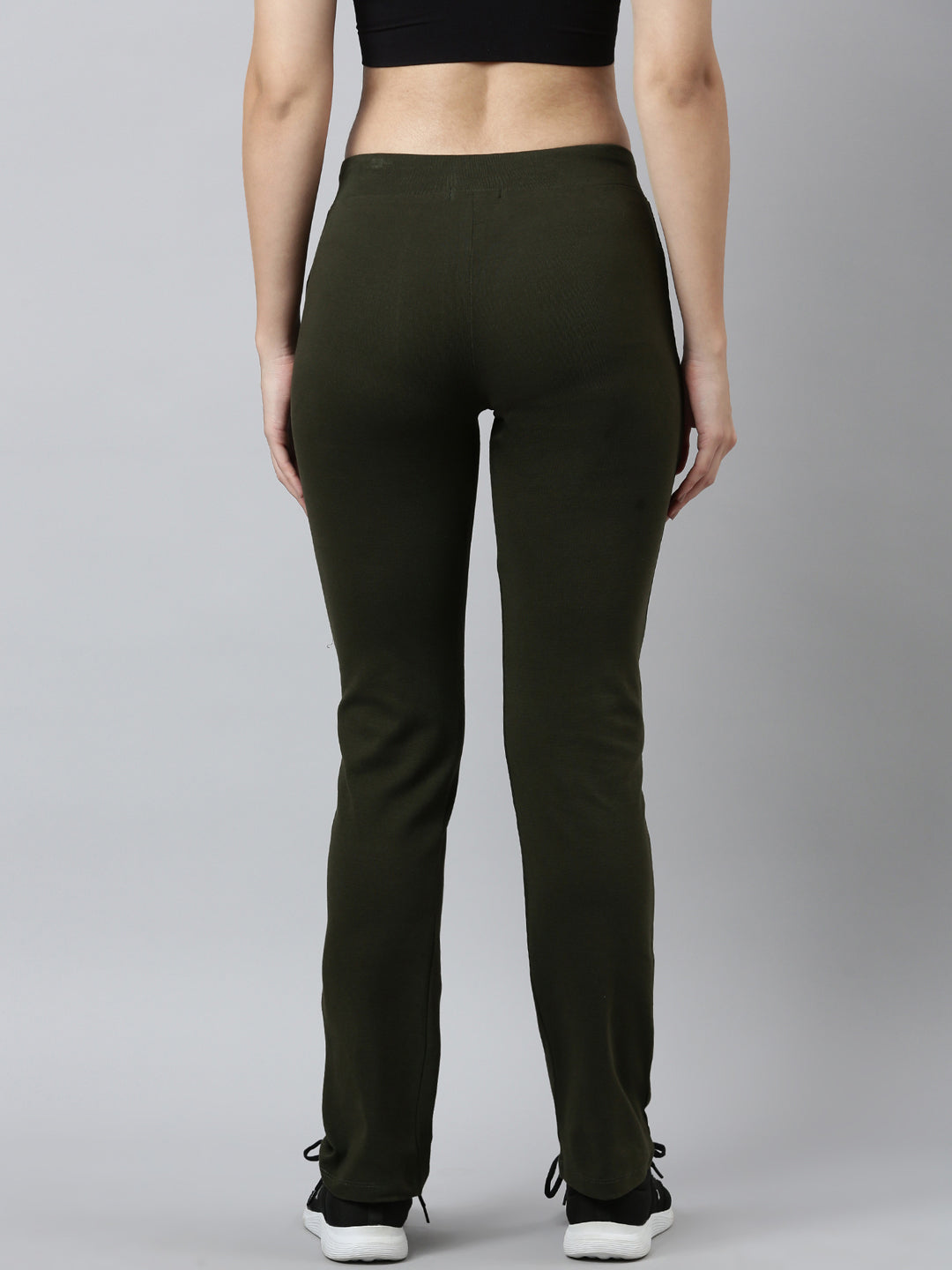 Women Solid Slim Fit Olive Track Pant