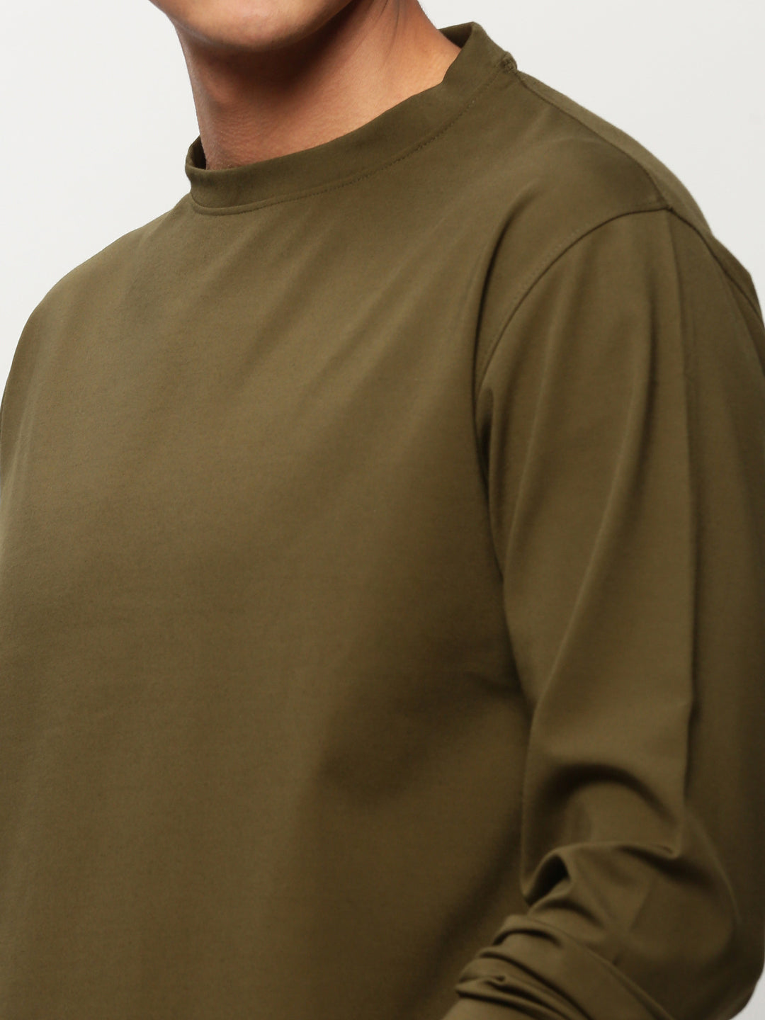 Men Green Solid Casual Sweatshirts