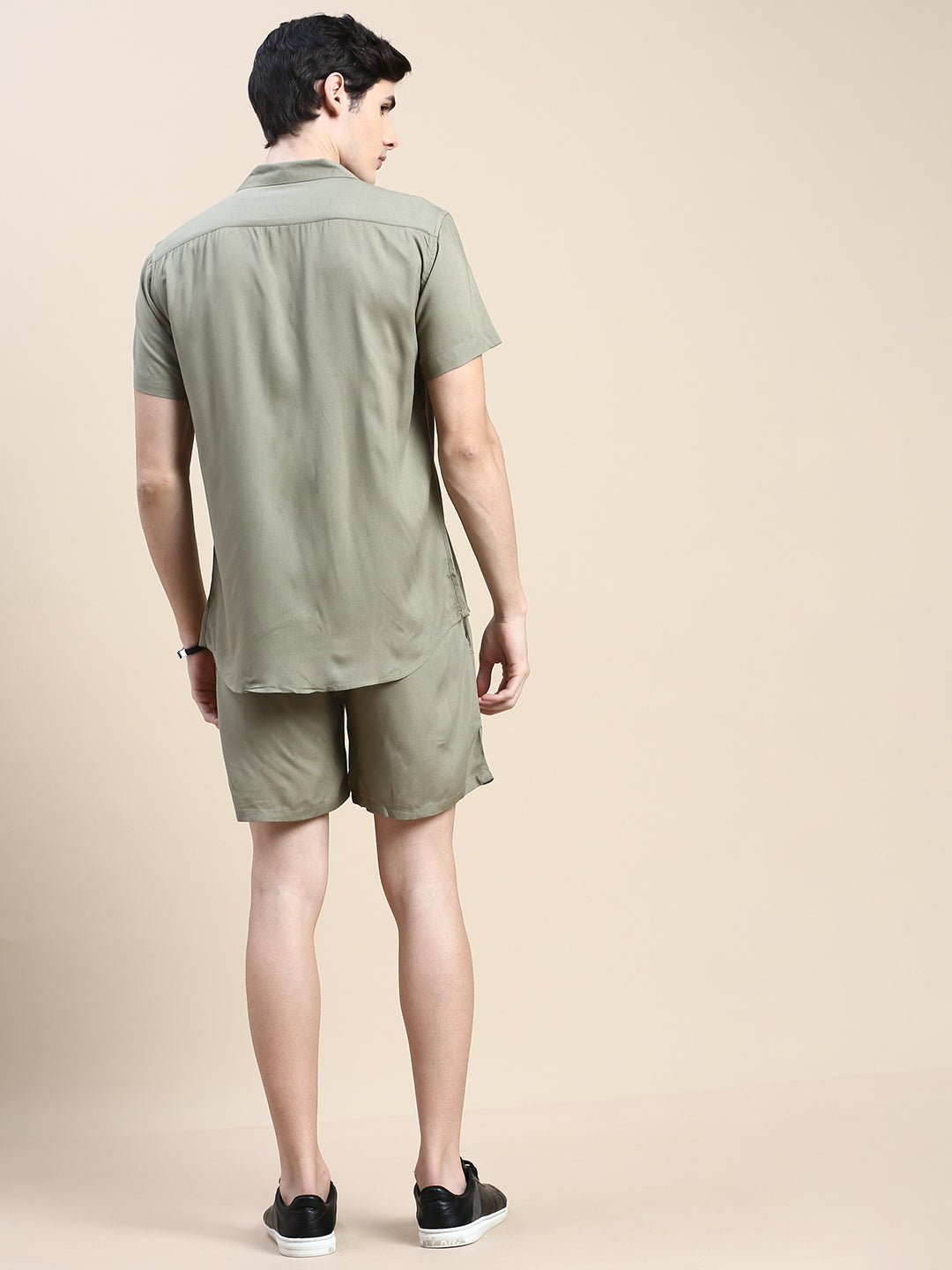 Men Green Solid Casual Co ord Set