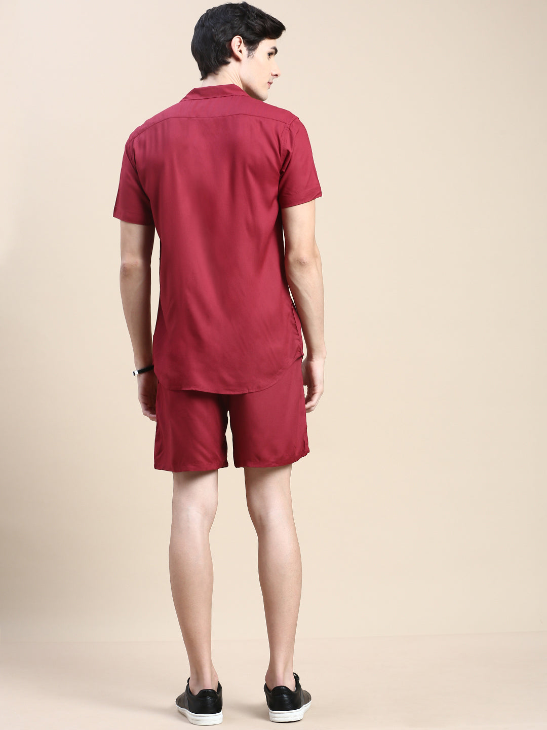 Men Burgundy Solid Casual Co ord Set