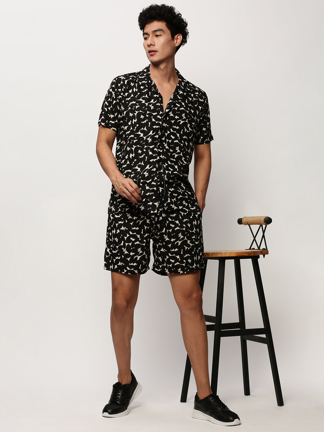 Men Black Printed Casual Co ords