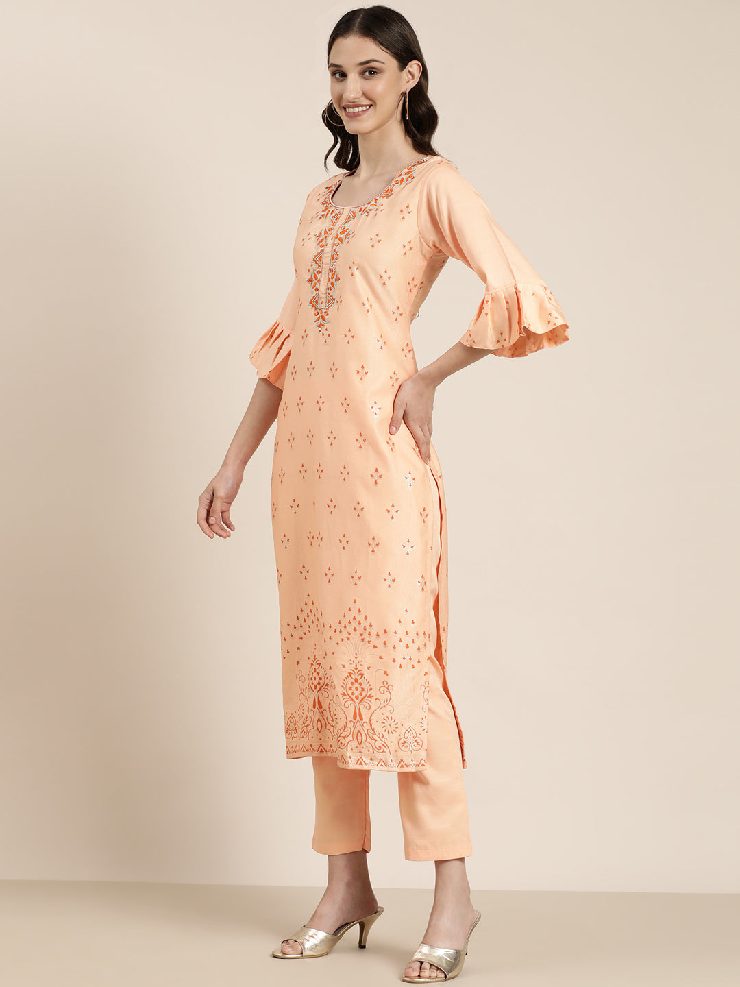 Women Peach Floral Kurta Set