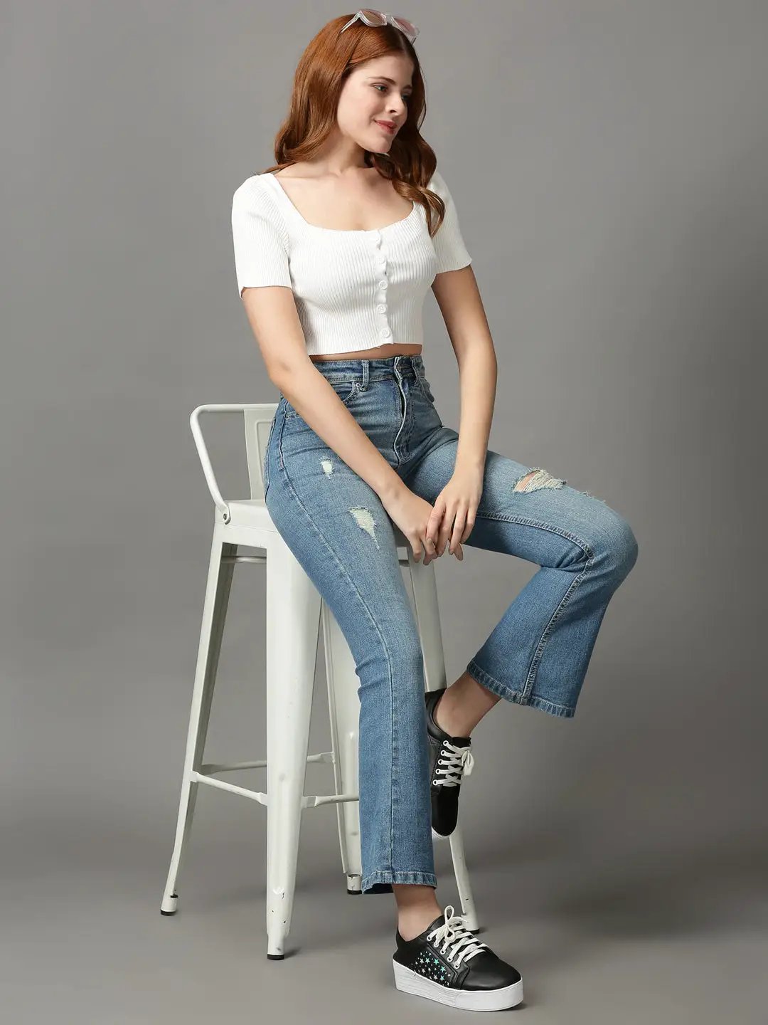 Women's White Solid Fitted Crop Top