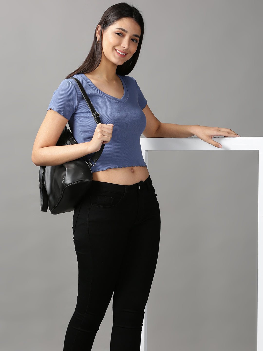 Women's Blue Solid Fitted Crop Top