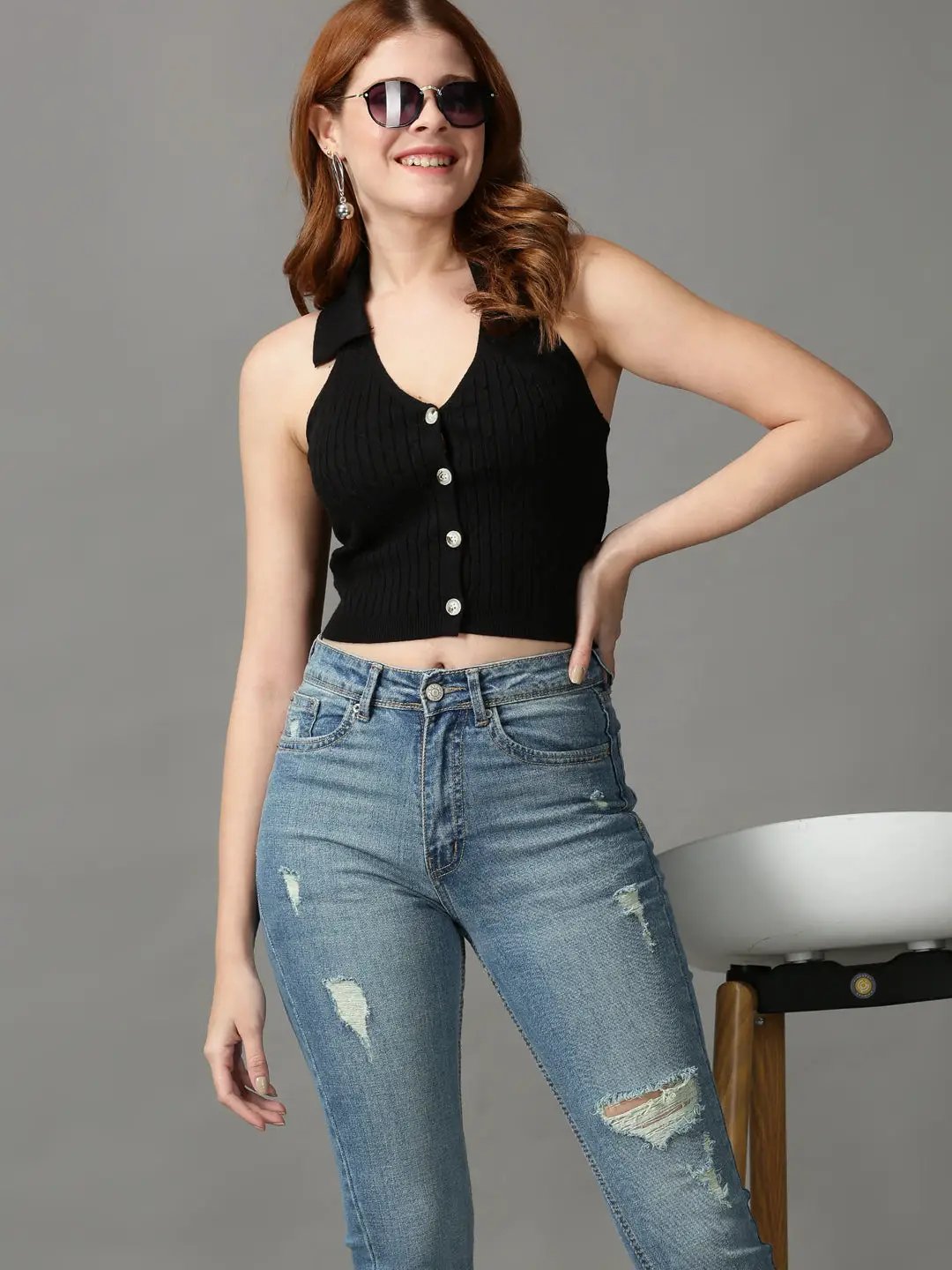 Women's Black Solid Fitted Crop Top