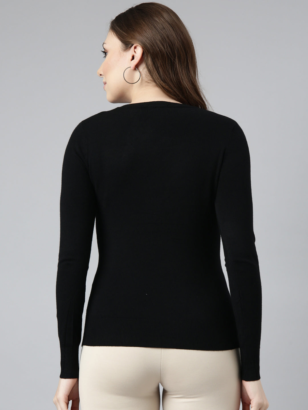 Women's Black Solid Fitted Top