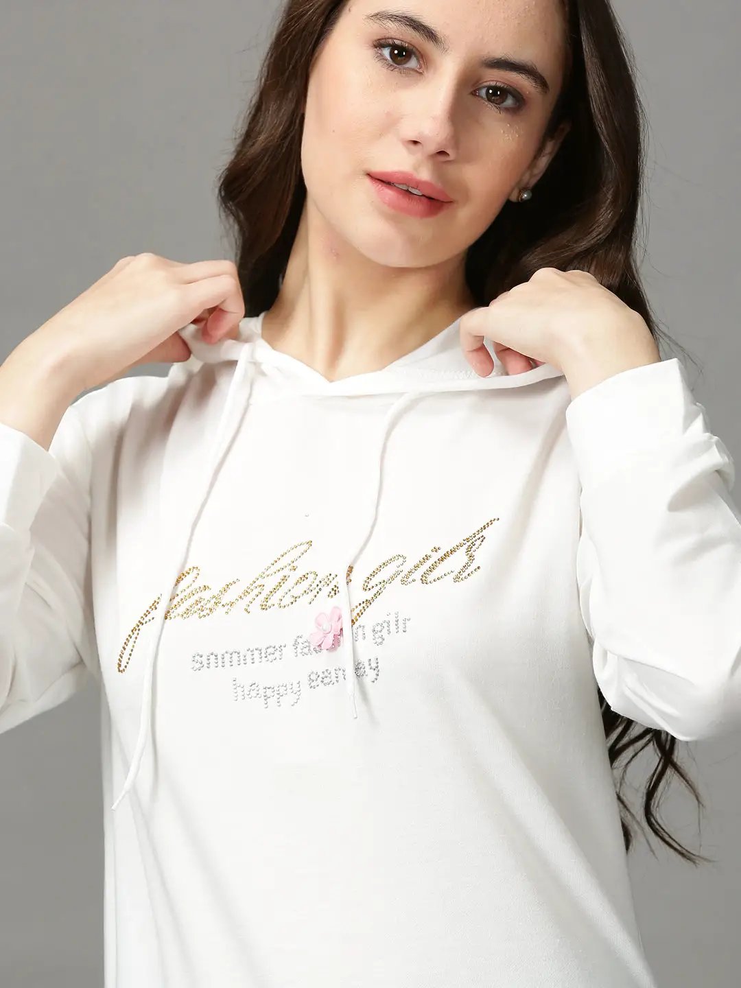 Women's White Solid Sweatshirt