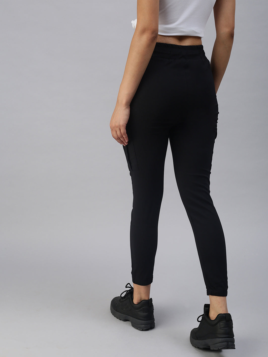 Women's Black Solid Joggers Track Pant