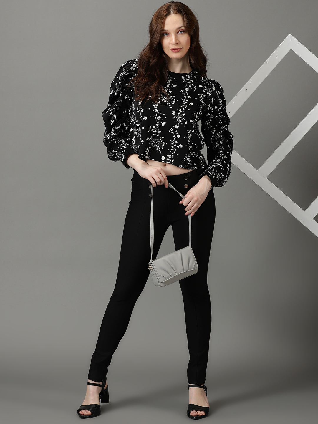 Women's Black Skinny Fit Jeggings