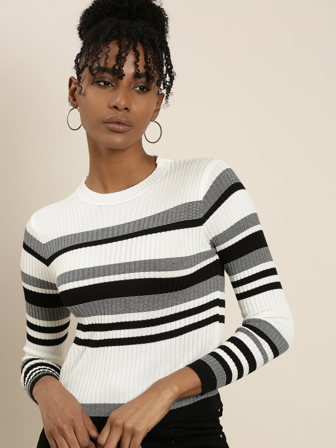 Women's White Striped Fitted Top