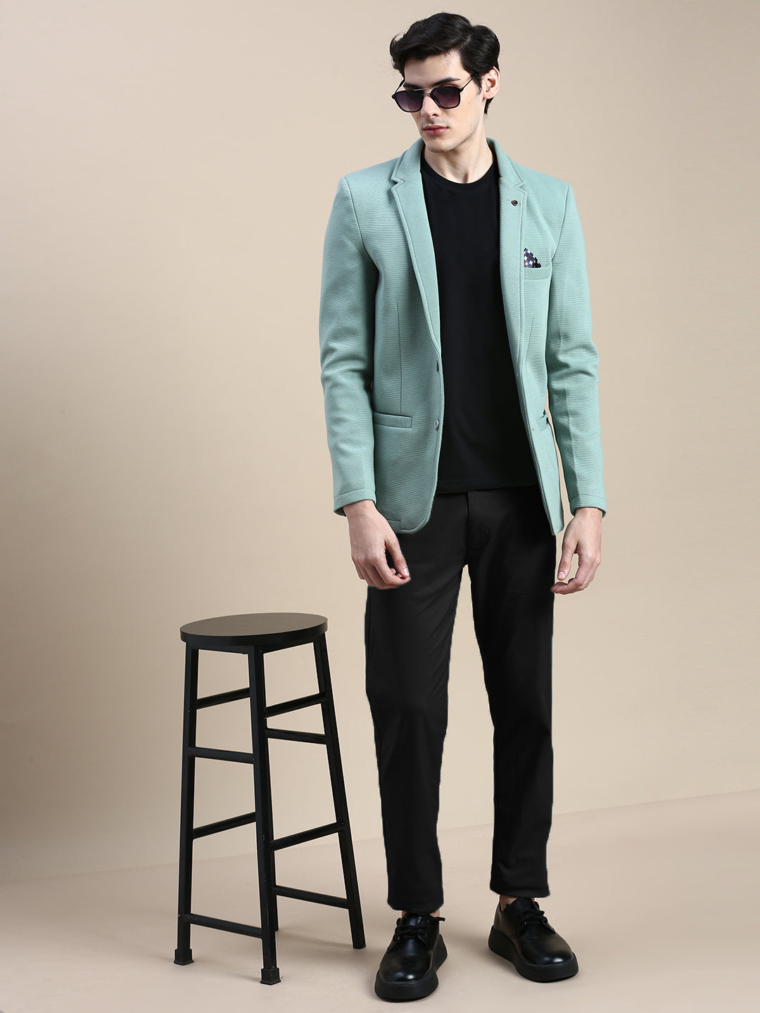 Men Green Solid Casual Blazers