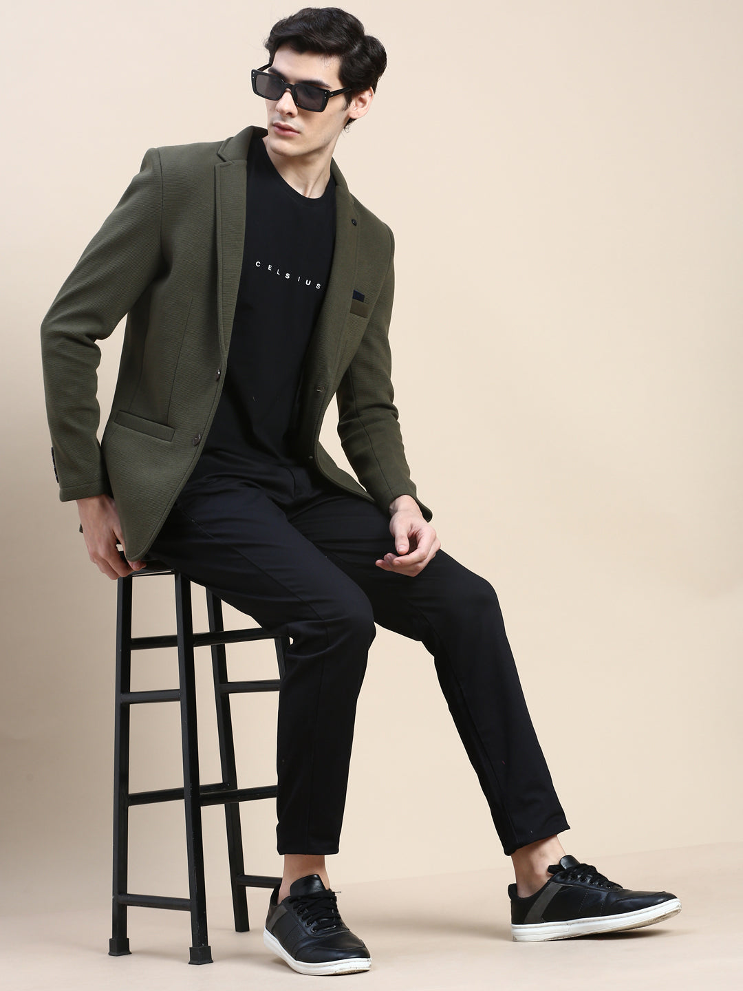 Men Green Solid Casual Blazers