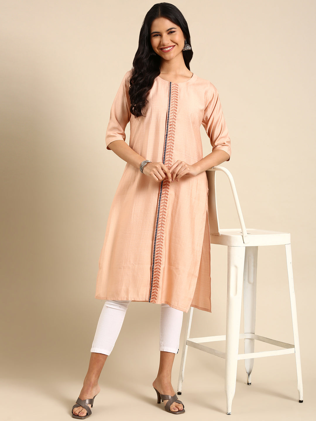 Women's Peach Printed Straight Kurta