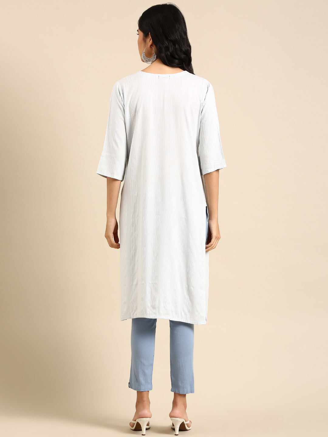 Women's Blue Solid Straight Kurta