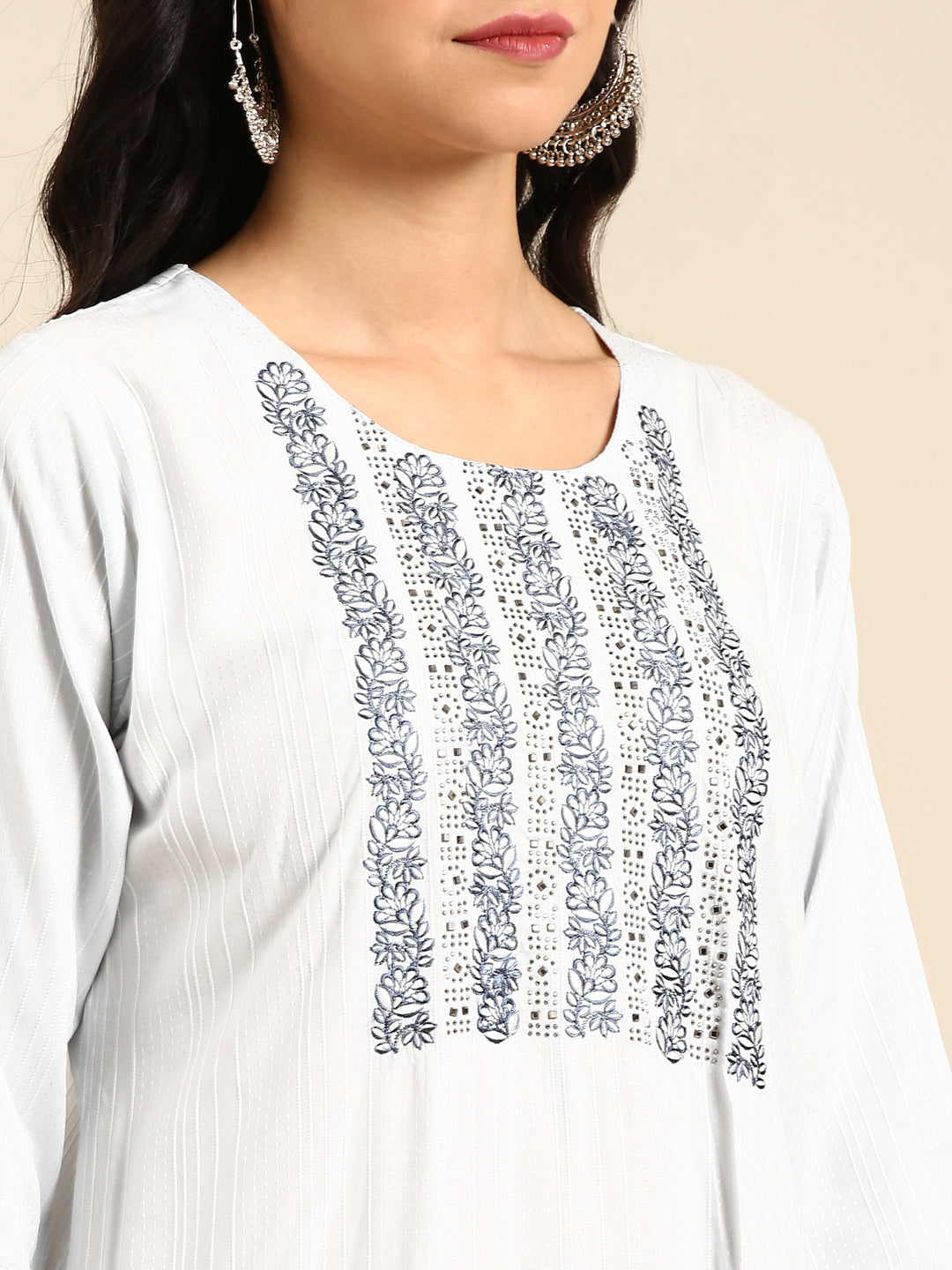 Women's Blue Solid Straight Kurta