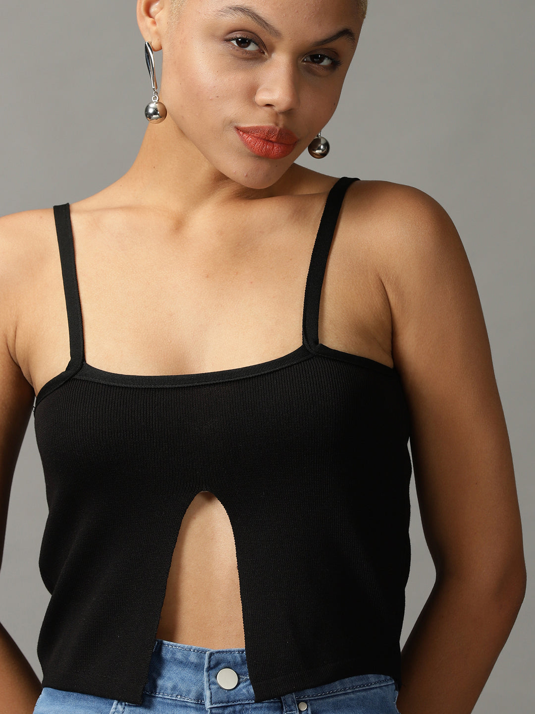 Women's Black Solid Fitted Crop Top