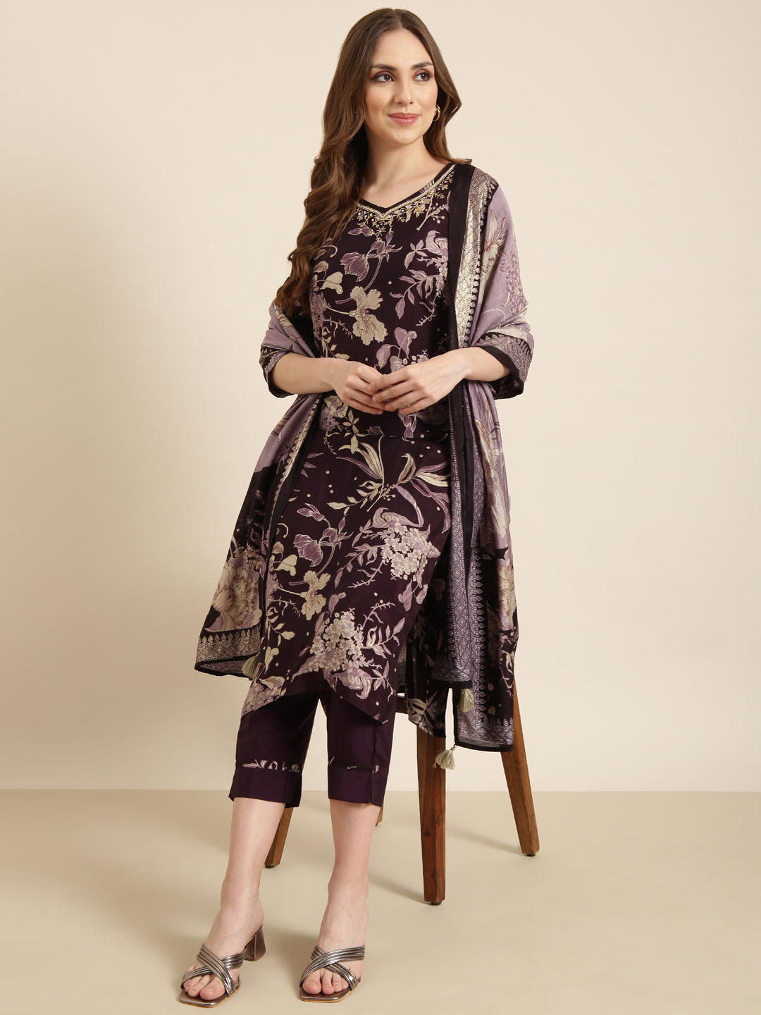 Women Straight Purple Floral Kurta and Trousers Set Comes With Dupatta