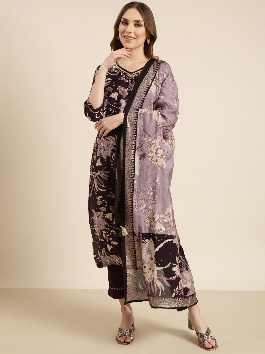 Women Straight Purple Floral Kurta and Trousers Set Comes With Dupatta