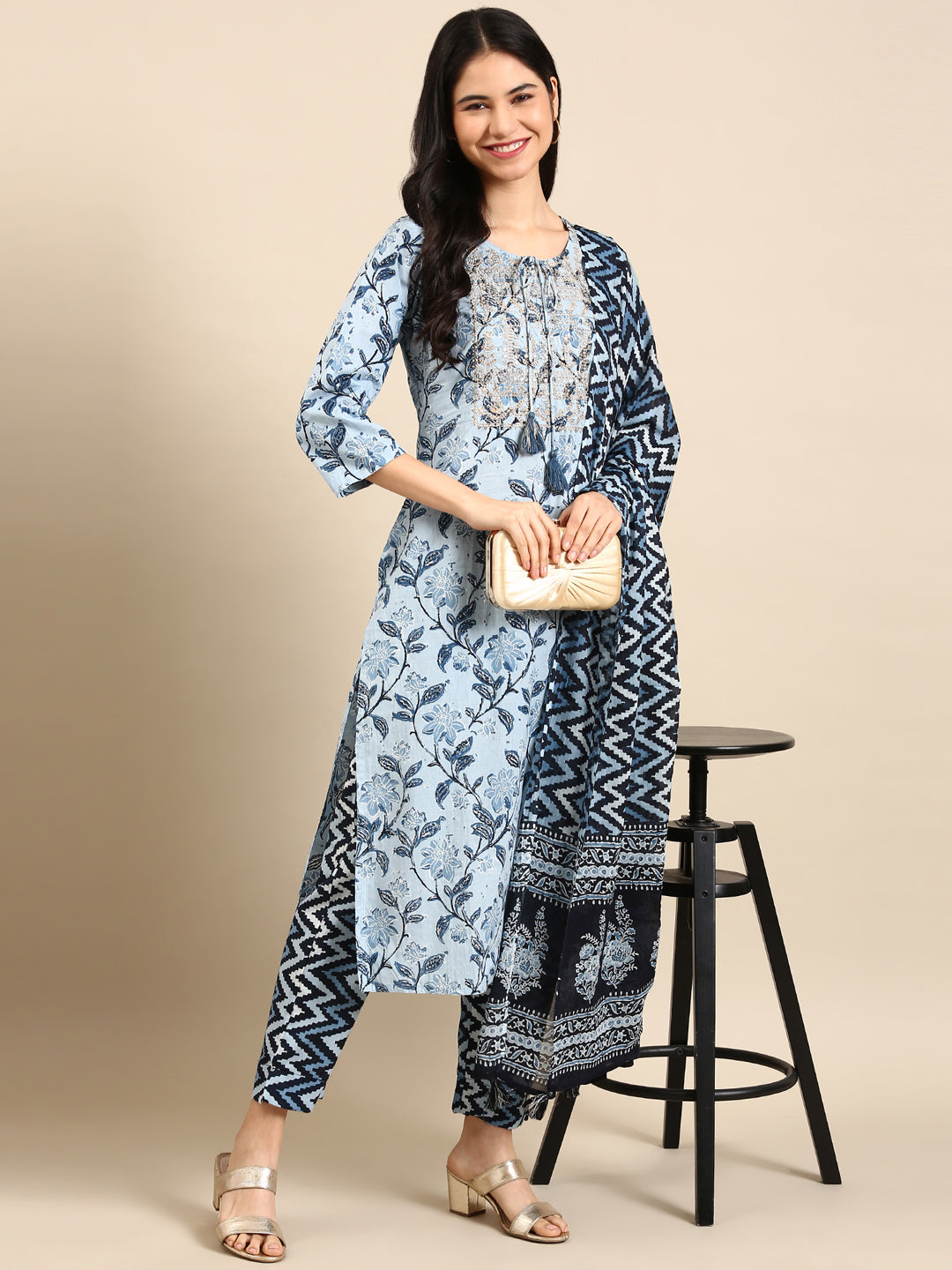 Women's Navy Blue Floral Kurta Set