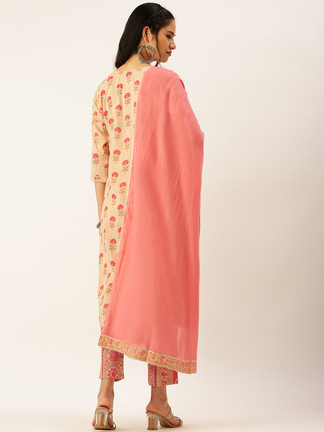 Women's Peach Printed Kurta Sets