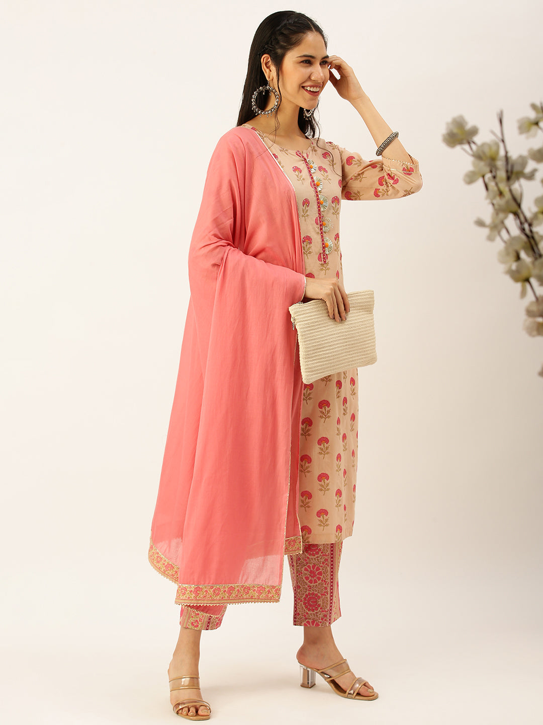 Women's Peach Printed Kurta Sets