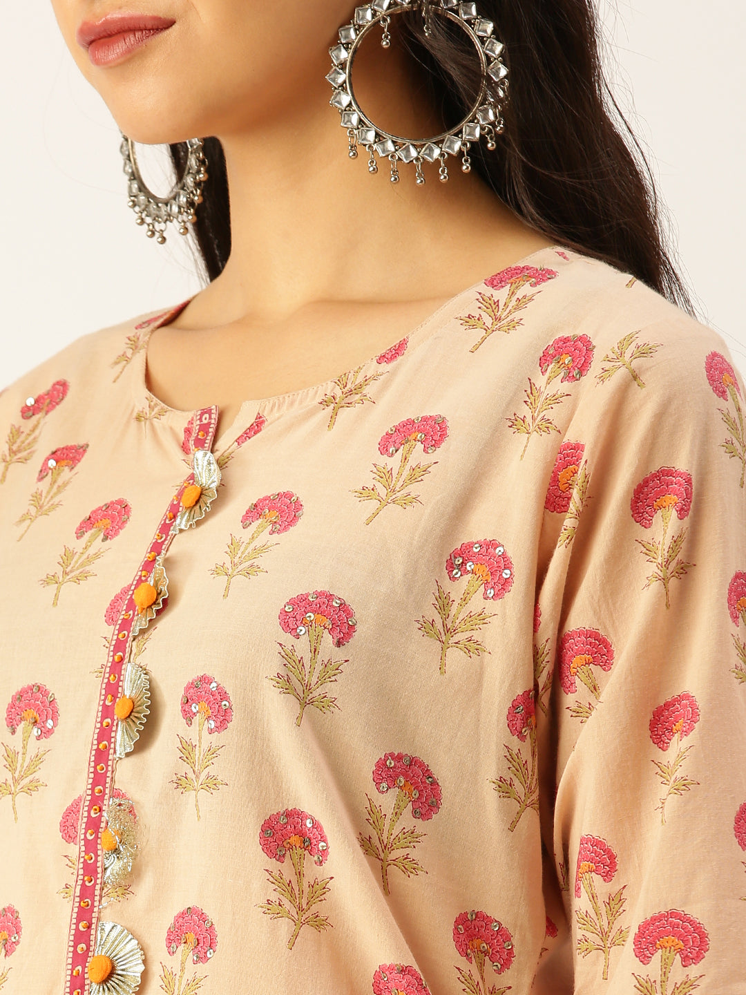 Women's Peach Printed Kurta Sets