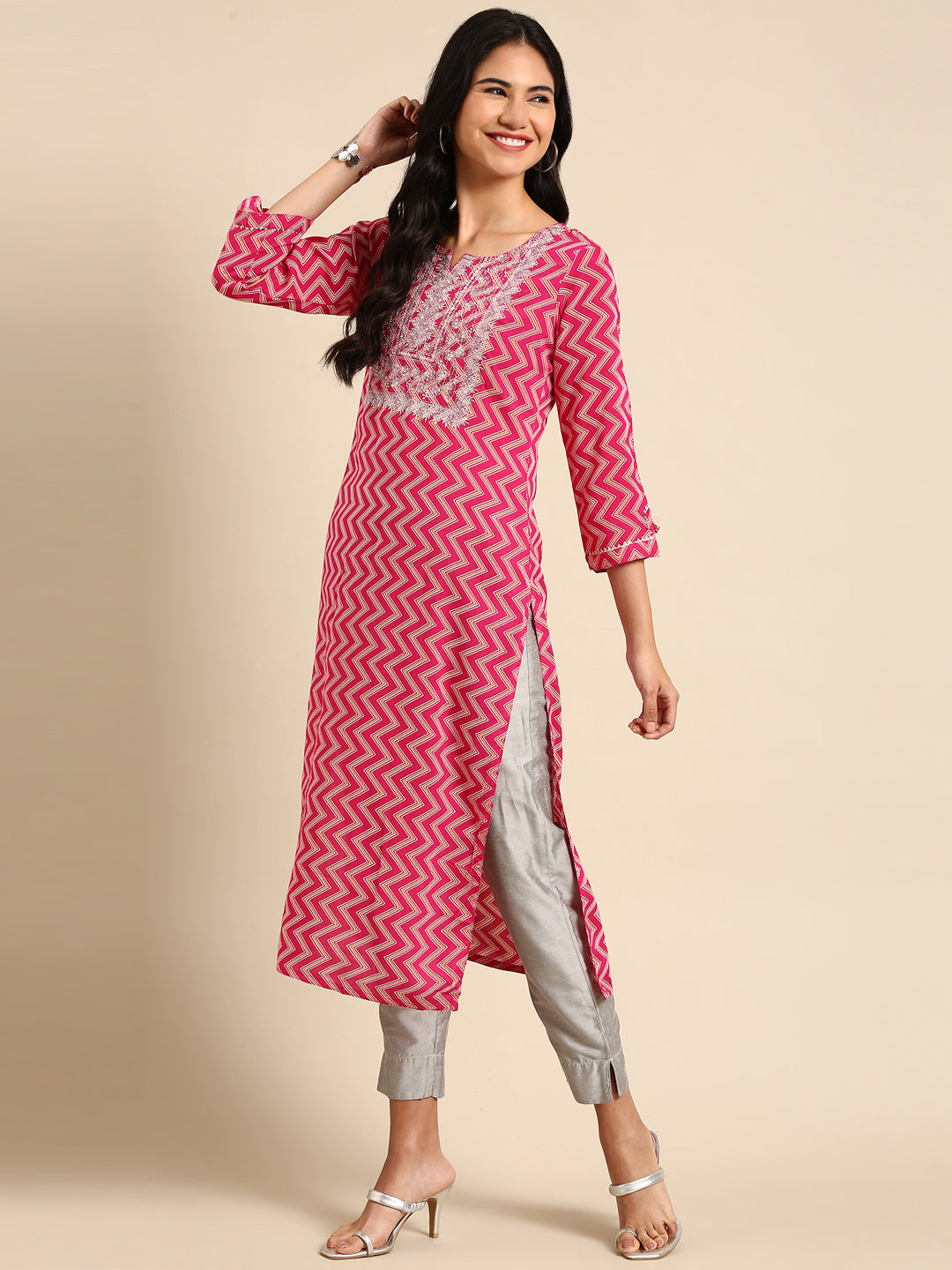 Women's Pink Printed Straight Kurta