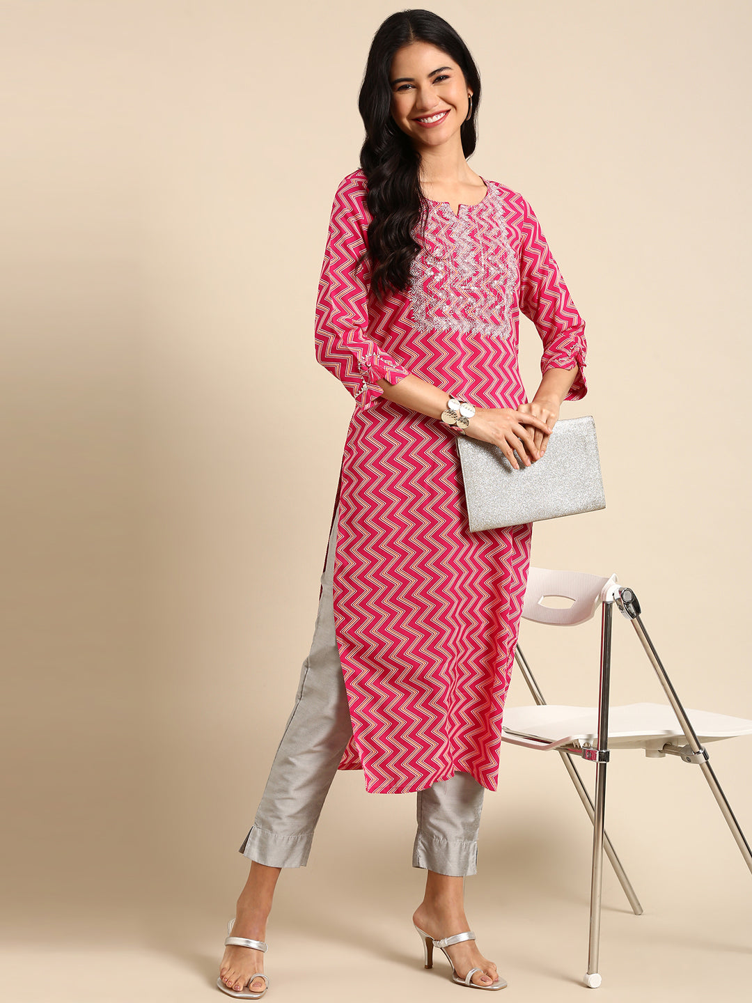 Women's Pink Printed Straight Kurta