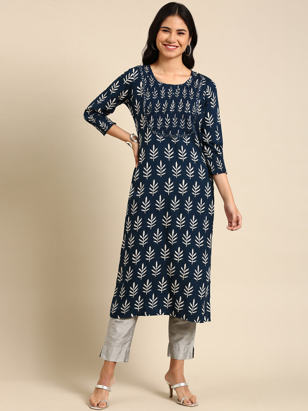 Women's Blue Embroidered Straight Kurta