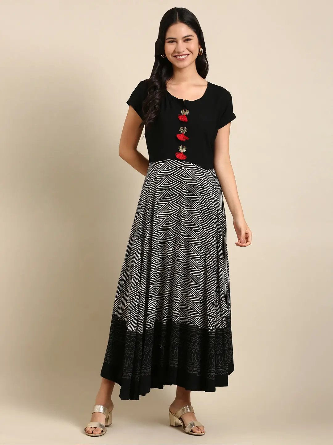 Women's Black Embellished Anarkali Kurta