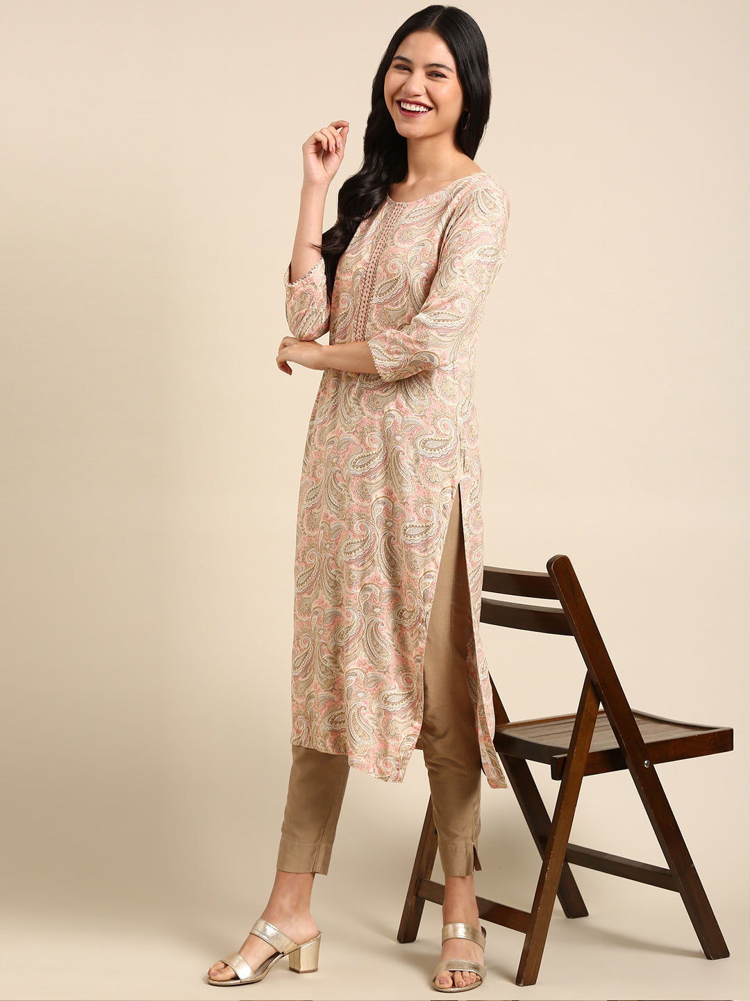 Women's Beige Printed Straight Kurta