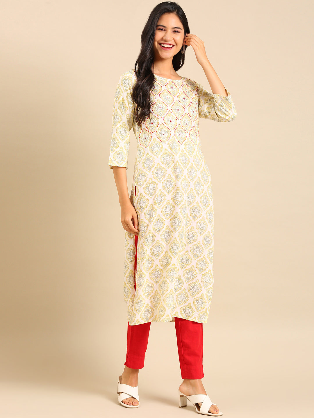 Women's Off White Printed Straight Kurta