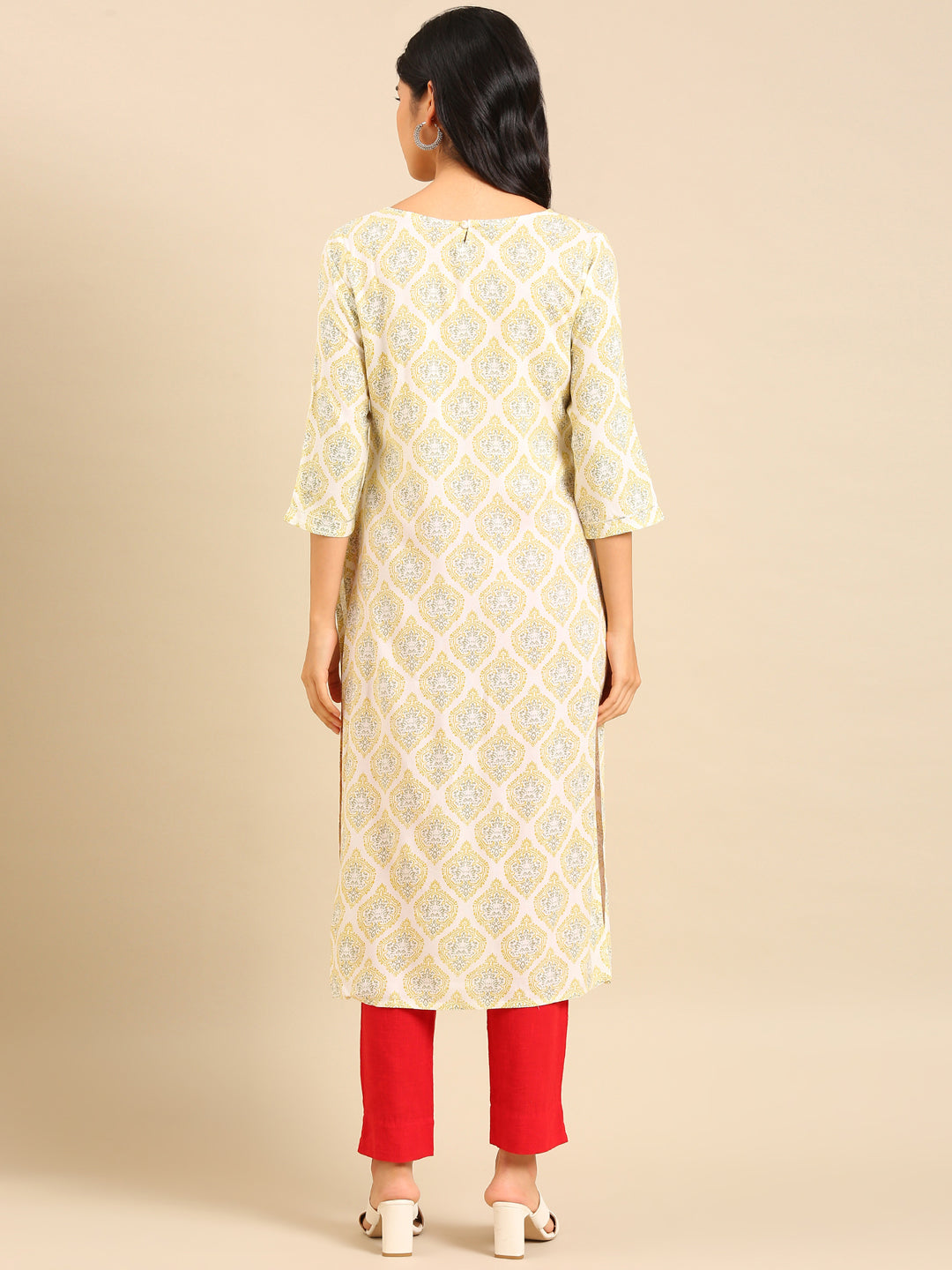 Women's Off White Printed Straight Kurta