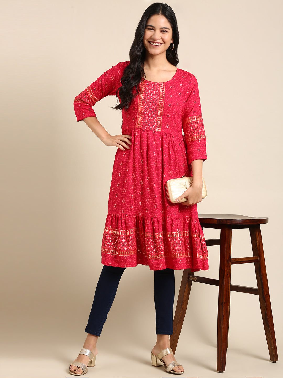 Women's Pink Embroidered Straight Kurta