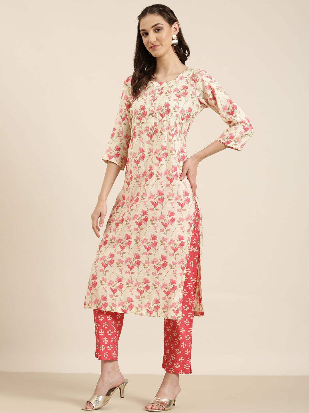 Women Cream Floral Kurta Set