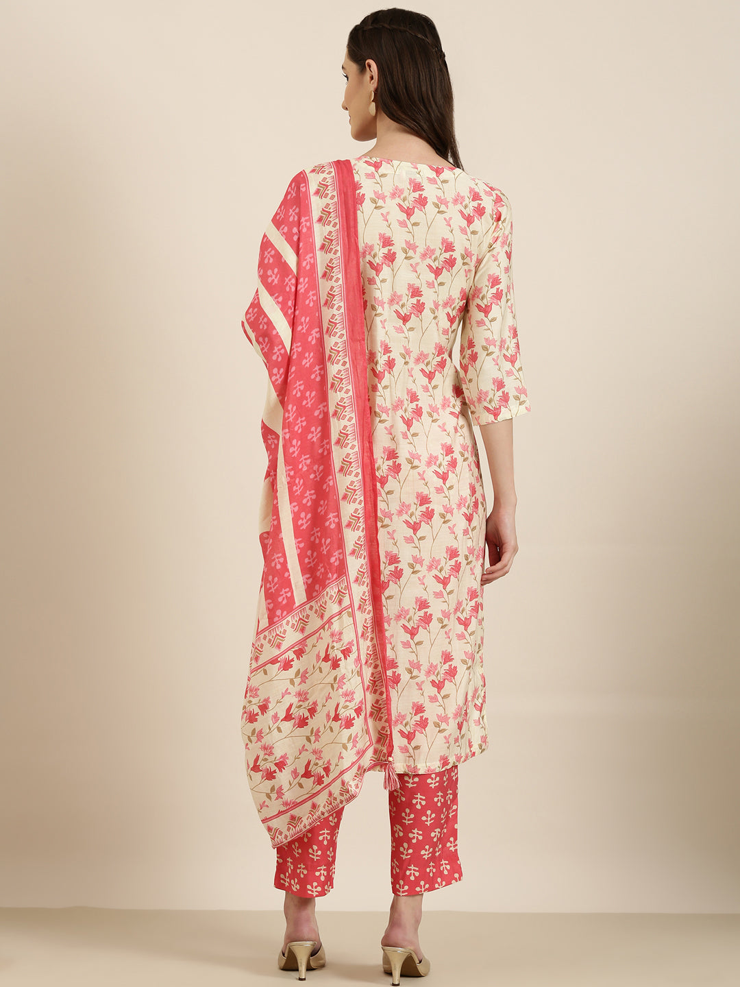 Women Cream Floral Kurta Set