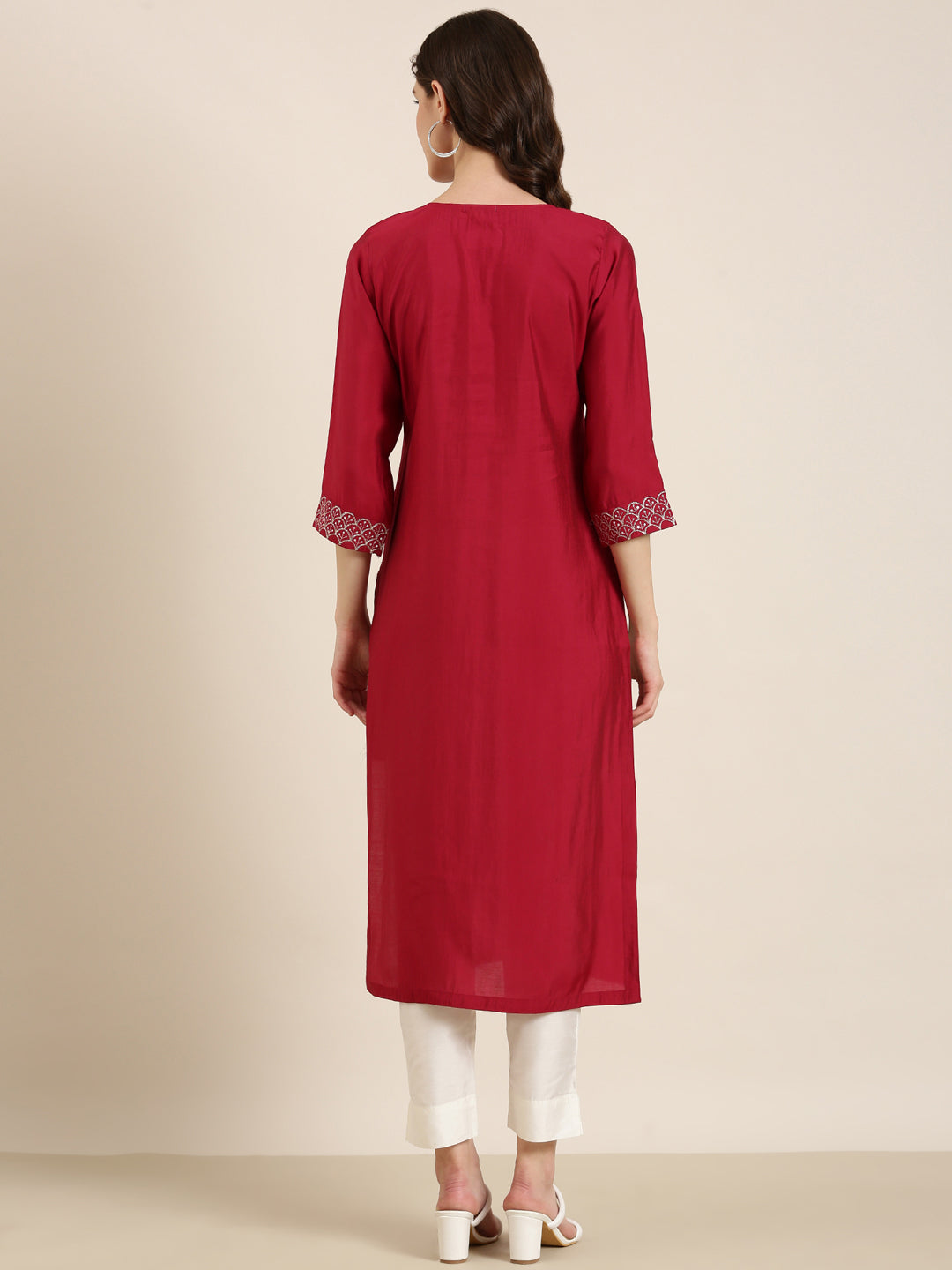 Women Maroon Solid Straight Kurta