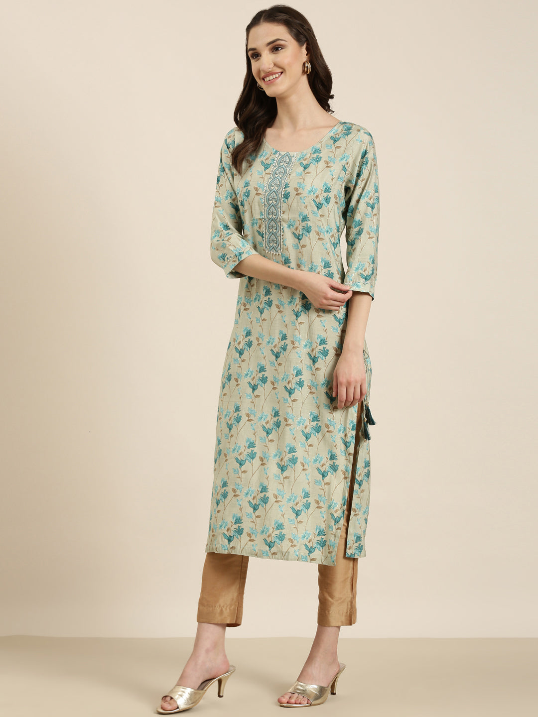 Women Sea Green Floral Straight Kurta