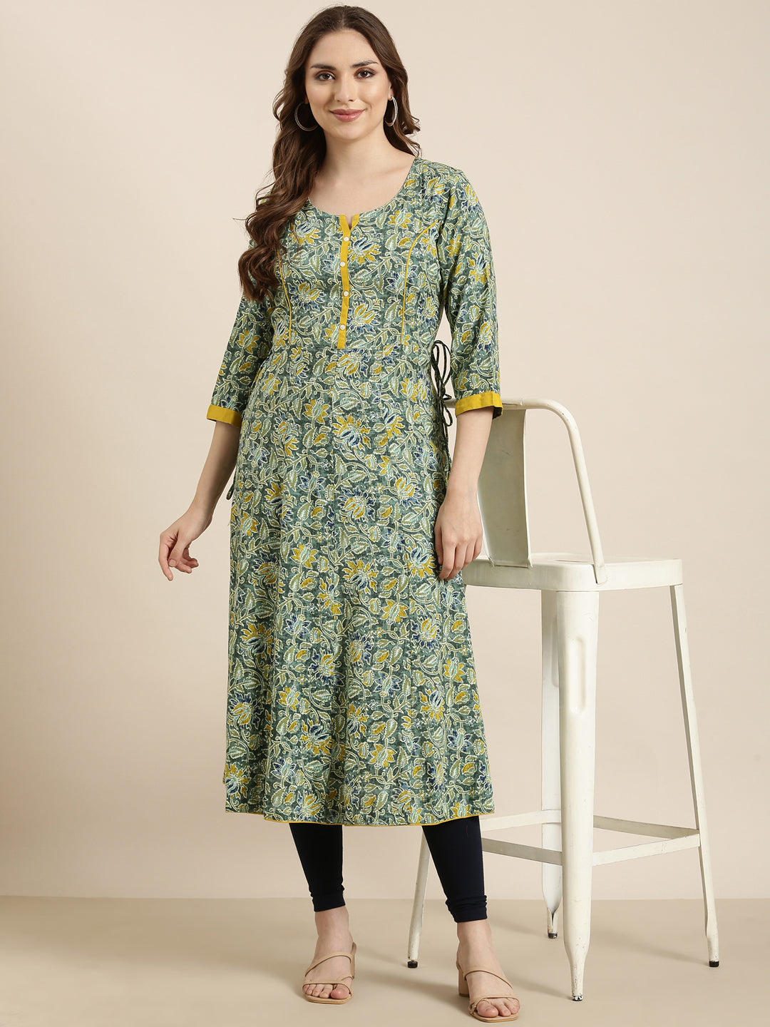 Women Anarkali Green Floral Kurta