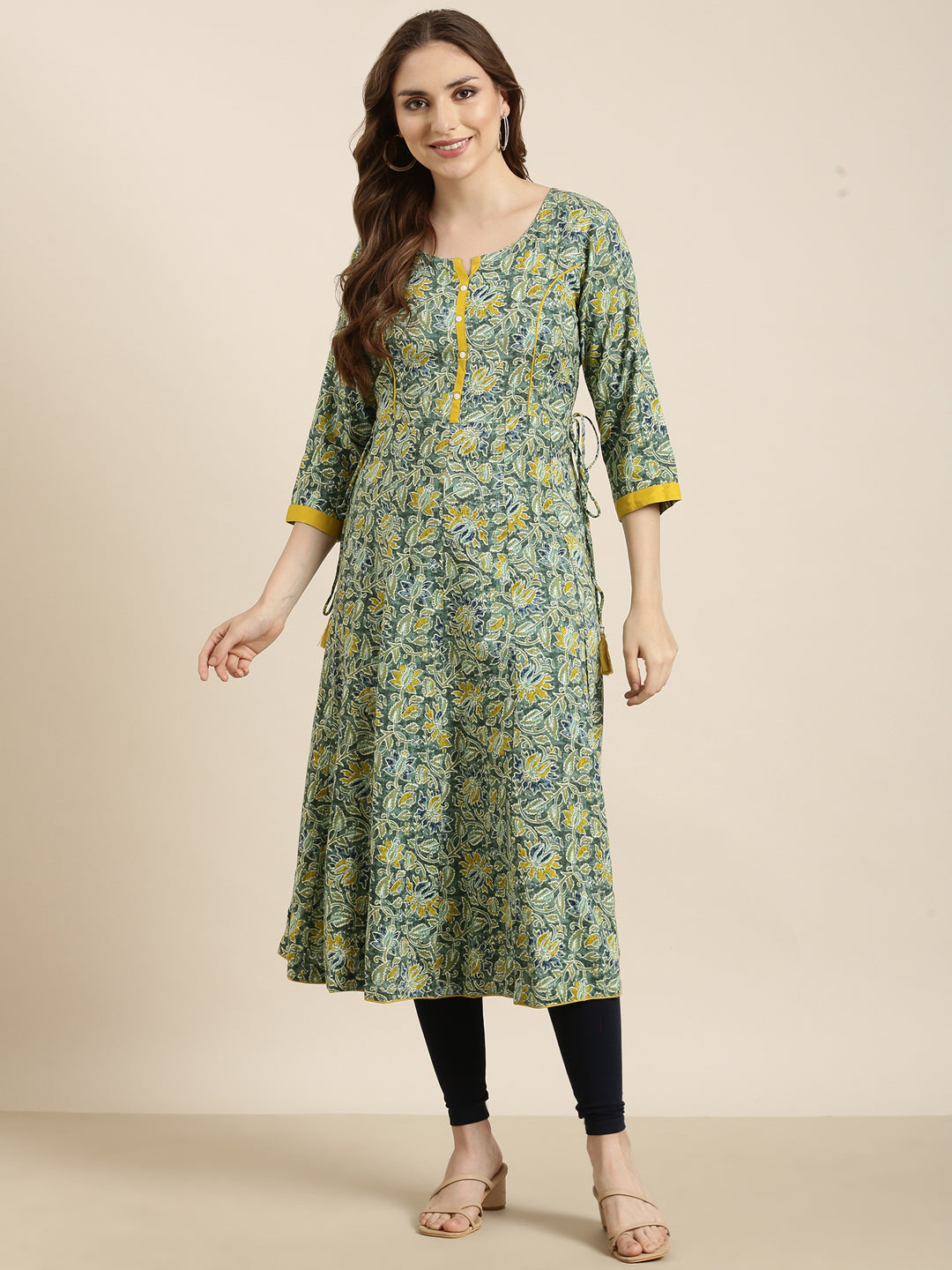 Women Anarkali Green Floral Kurta