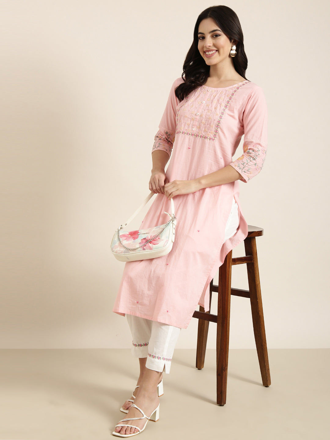 Women Straight Pink Solid Kurta and Trousers Set