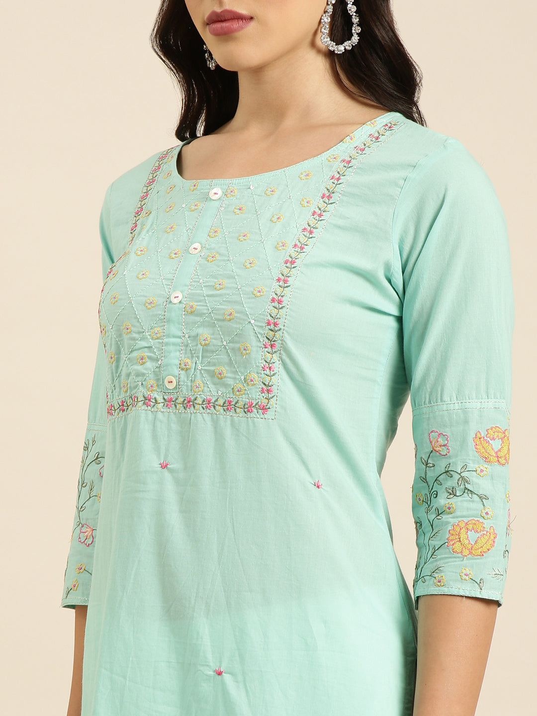 Women Straight Sea Green Solid Kurta and Trousers Set