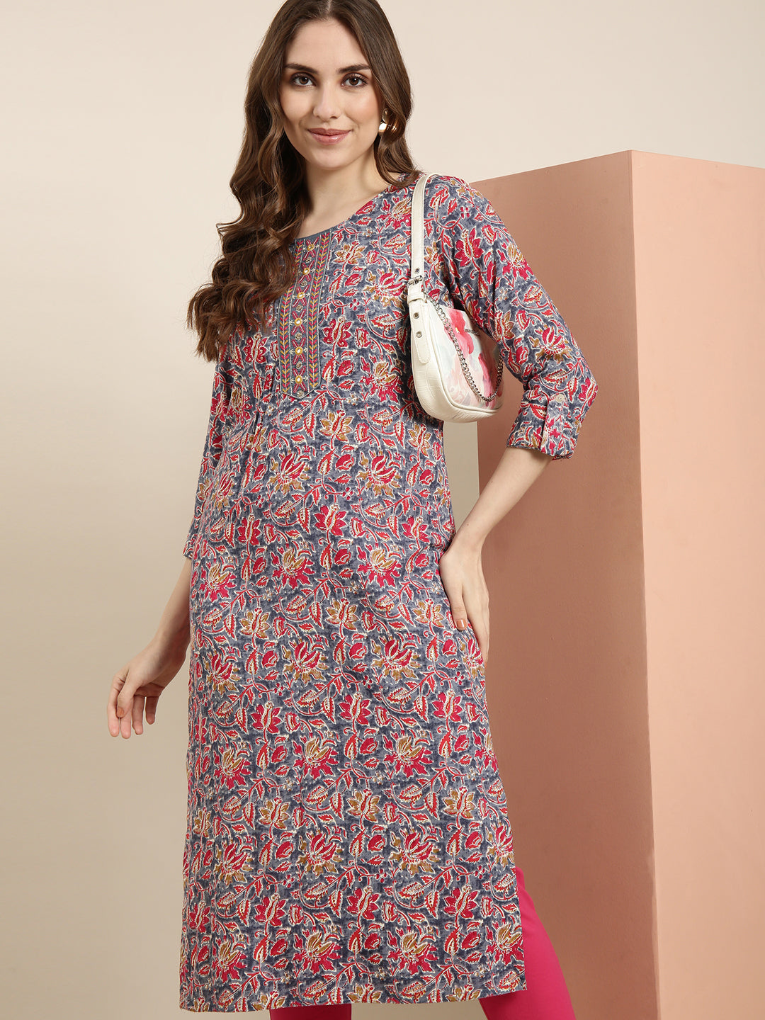 Women Straight Grey Floral Kurta