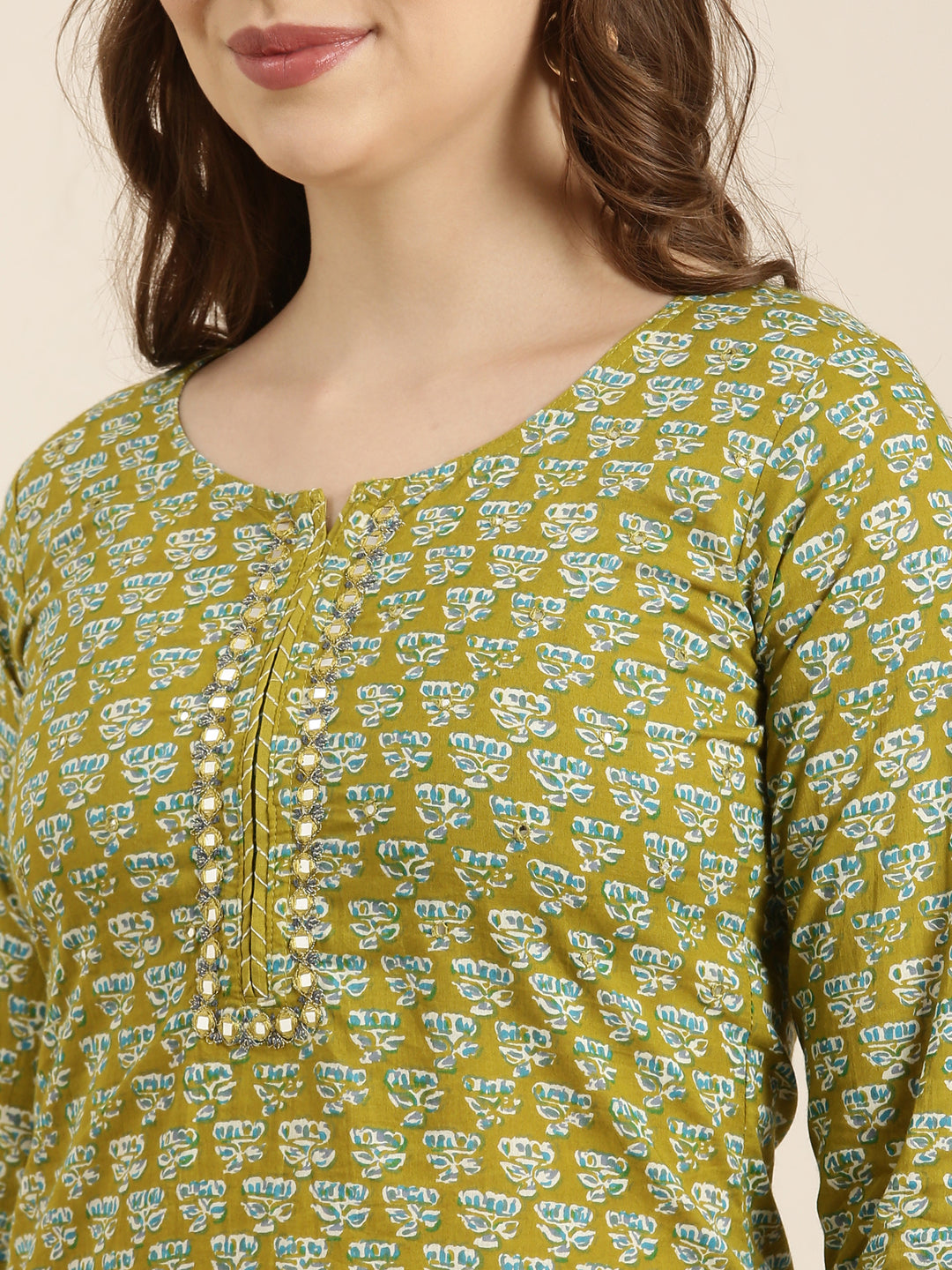 Women Straight Green Floral Kurta