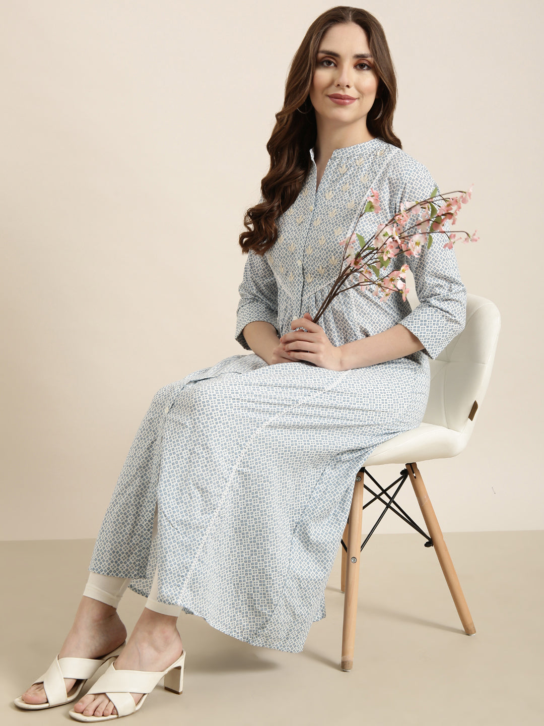 Women Straight Blue Geometric Kurta