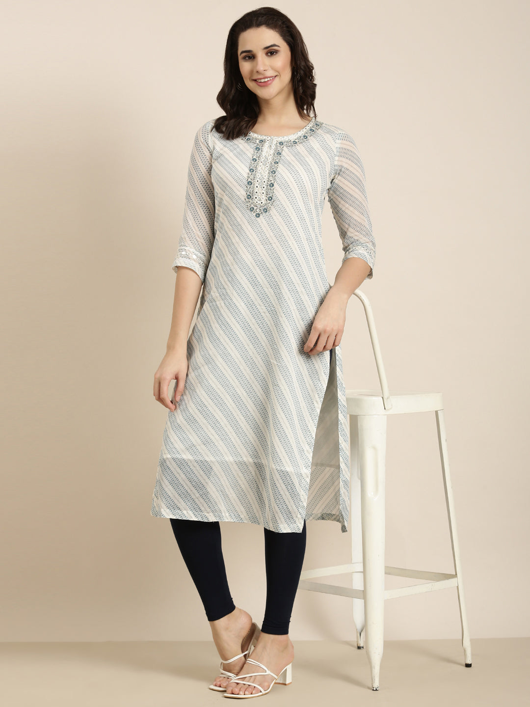 Women Straight White Abstract Kurta