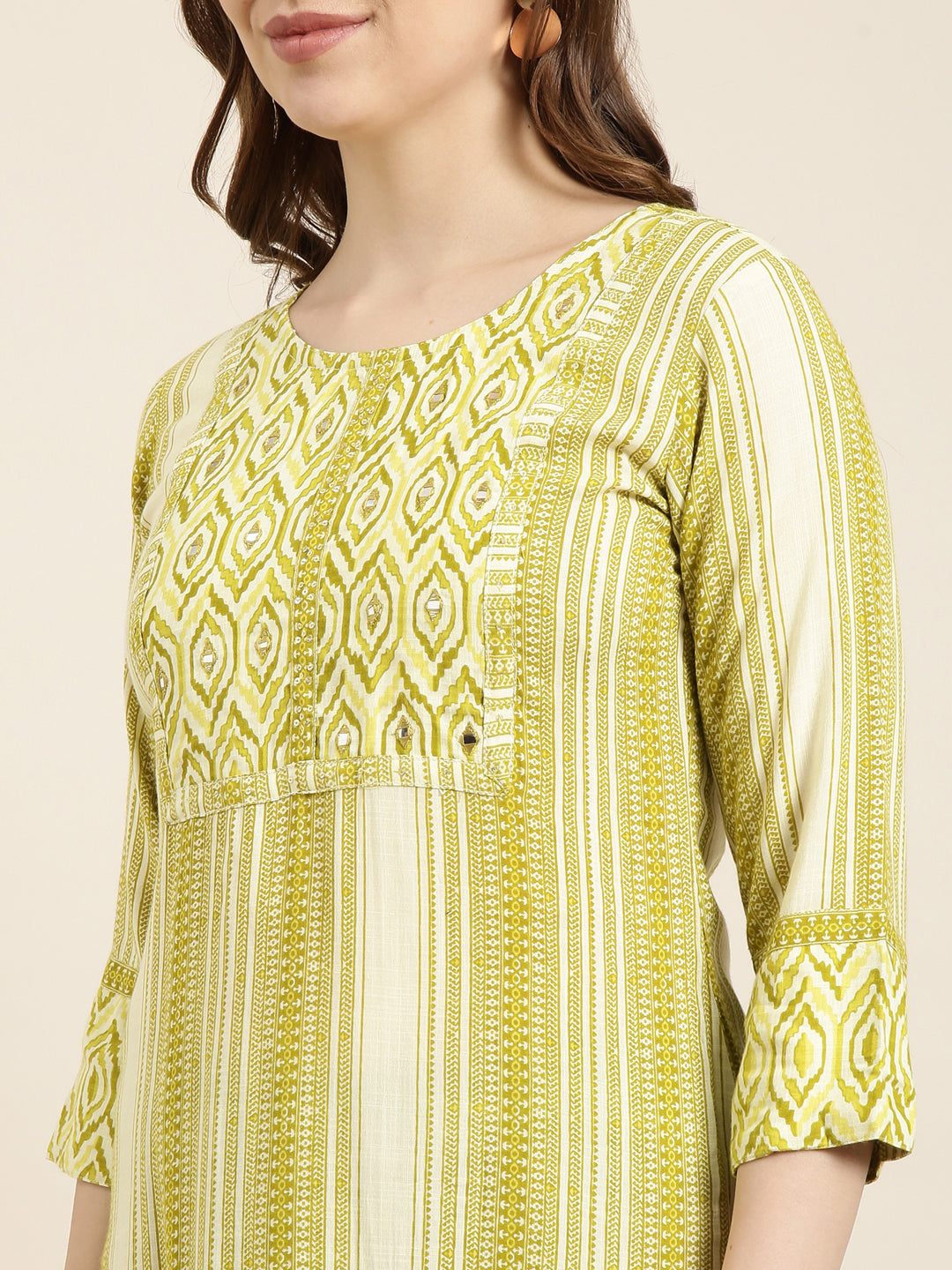 Women Straight Green Striped Kurta